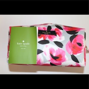 Kate Spade Blake Avenue Jodi Rose Bed Make-up bag